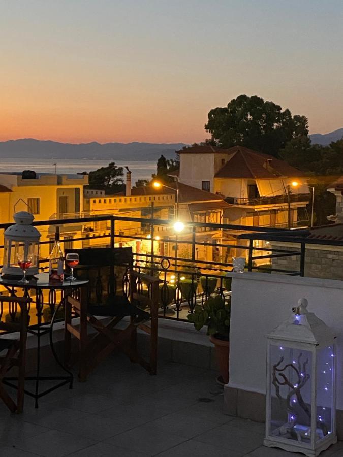 Artelie Apartment Kyparissia Exteriör bild