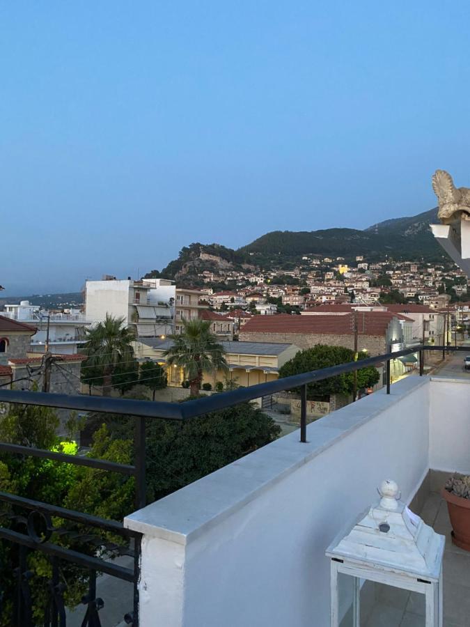 Artelie Apartment Kyparissia Exteriör bild